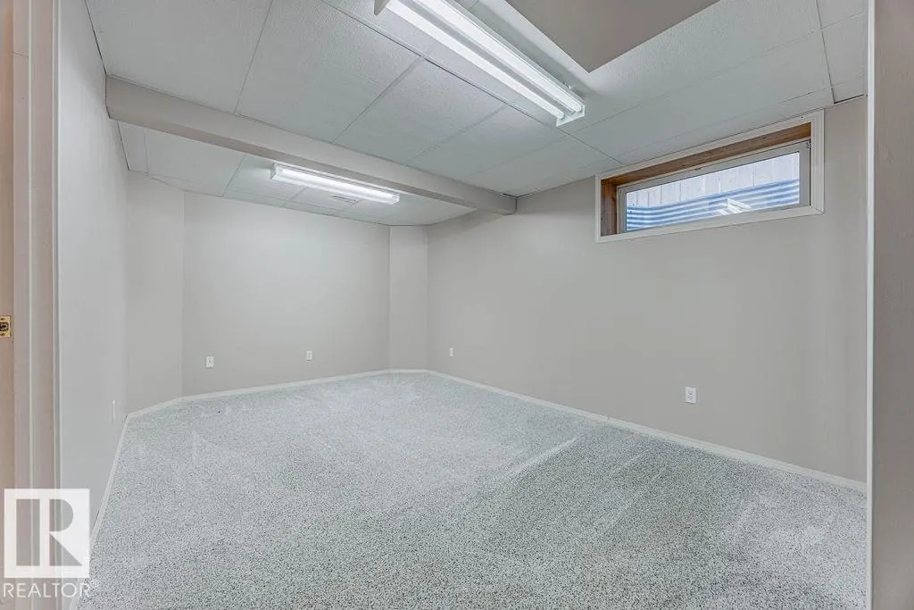 5 HIGHWOOD BV