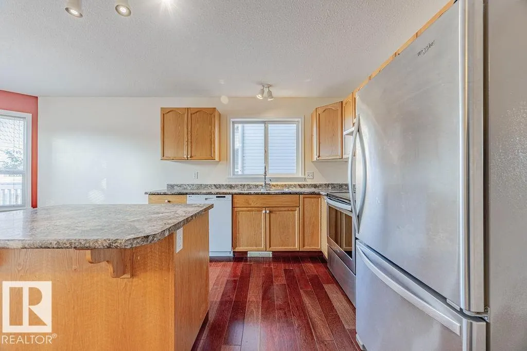 5 HIGHWOOD BV