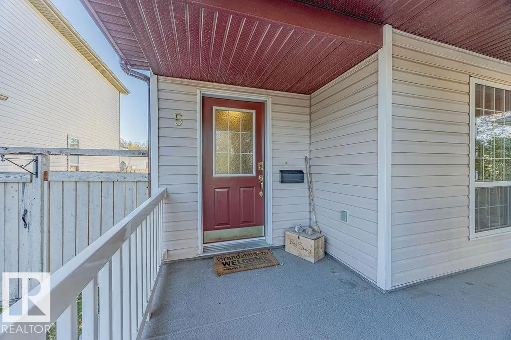 5 HIGHWOOD BV