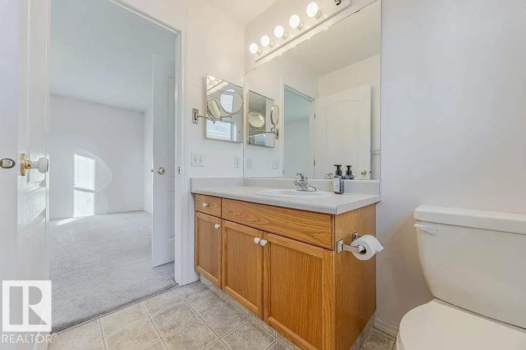 5 HIGHWOOD BV