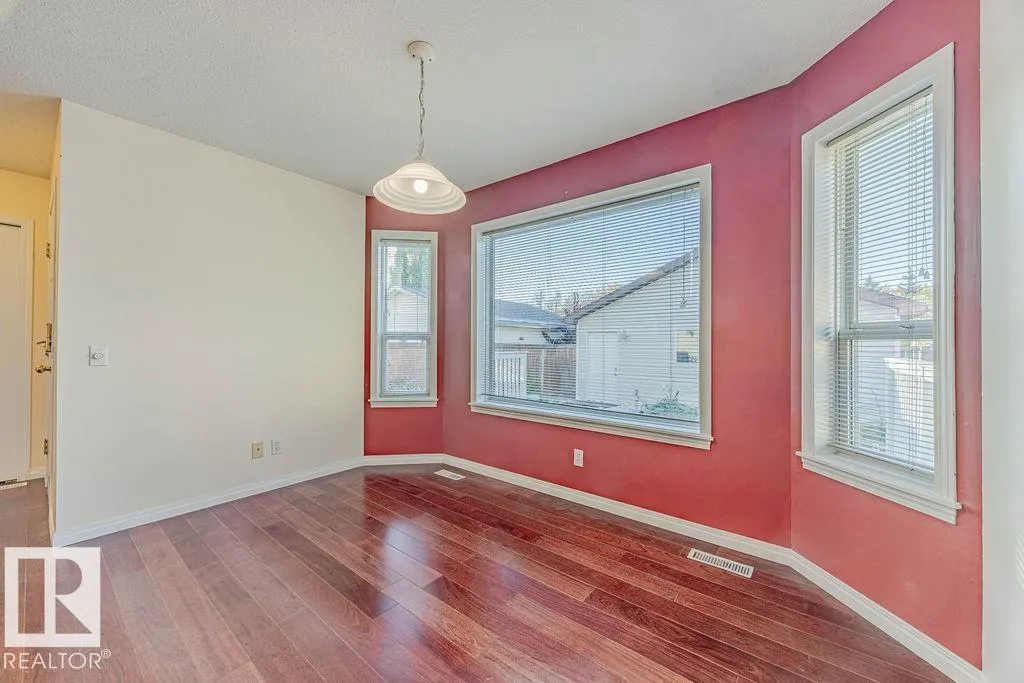 5 HIGHWOOD BV