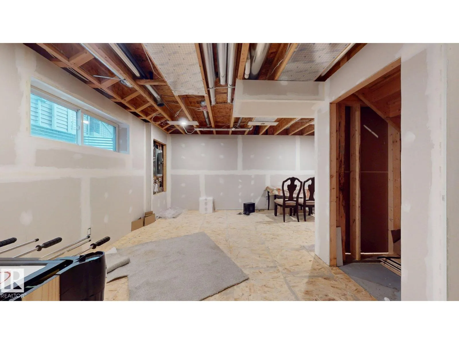 1030 177A ST SW