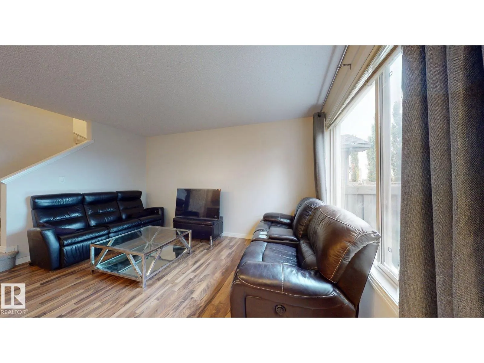 1030 177A ST SW