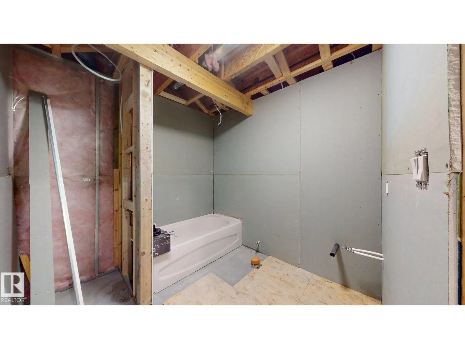 1030 177A ST SW