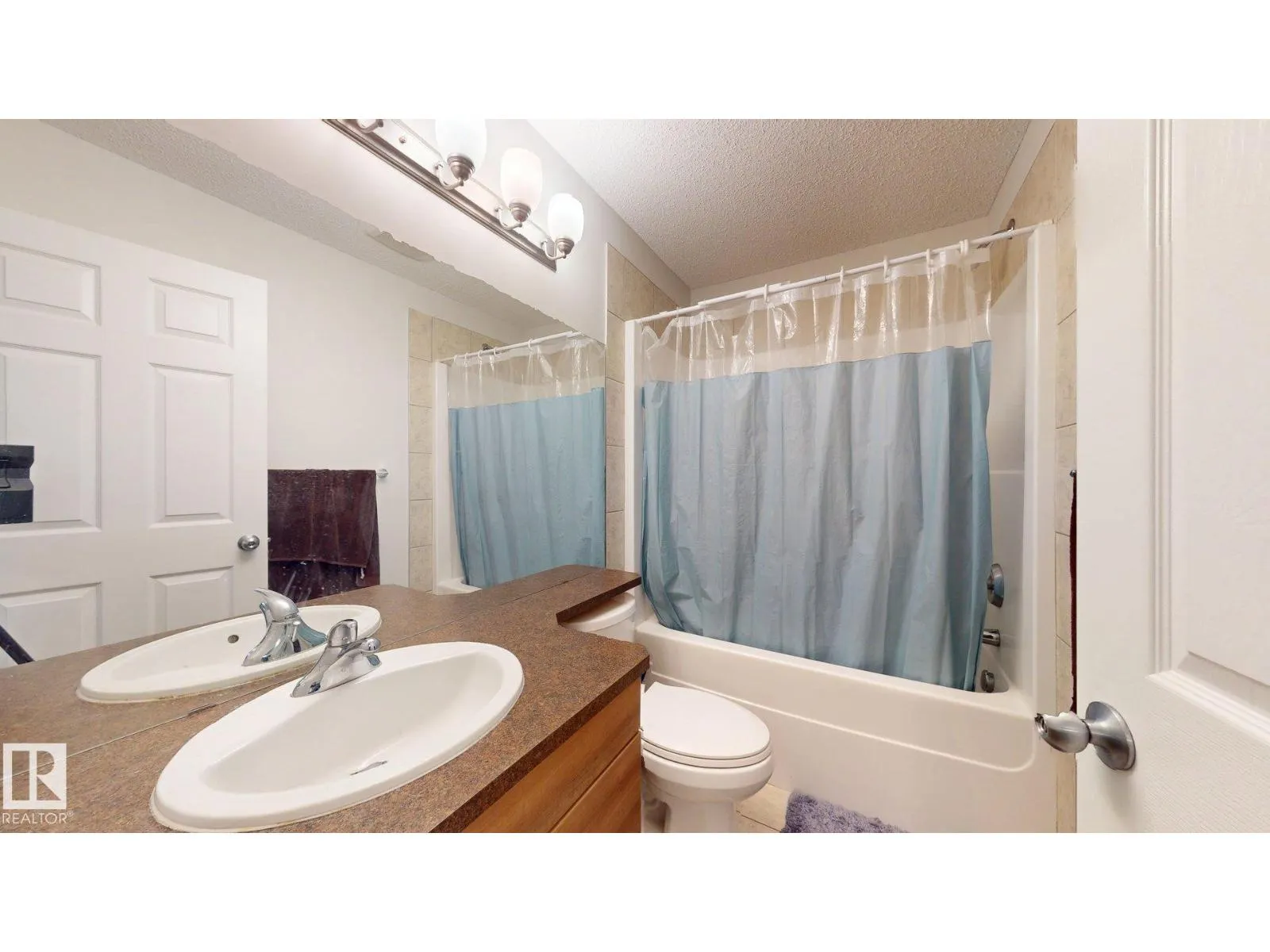 1030 177A ST SW