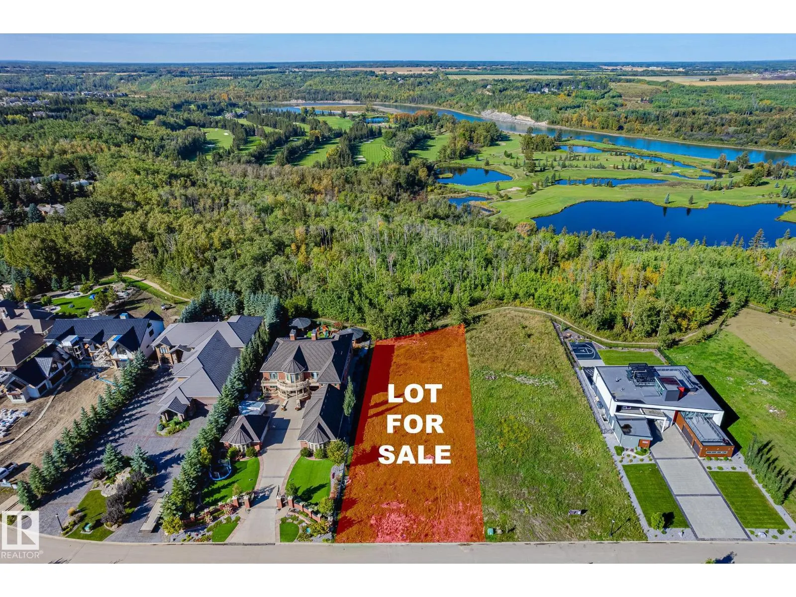 24 WINDERMERE DR SW