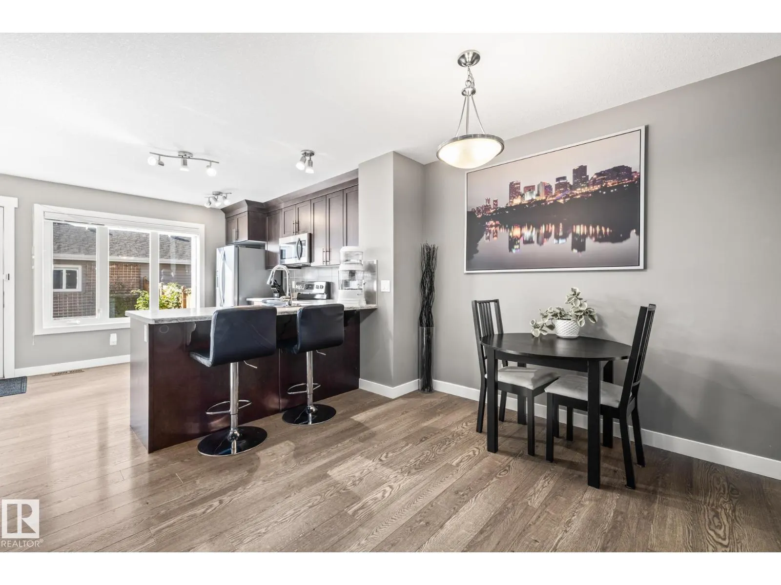 7358 EDGEMONT WY NW