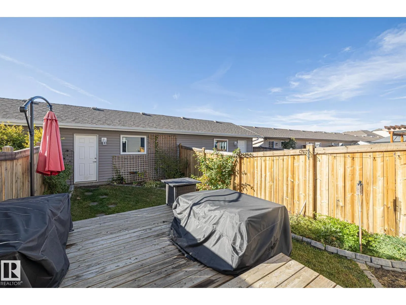 7358 EDGEMONT WY NW