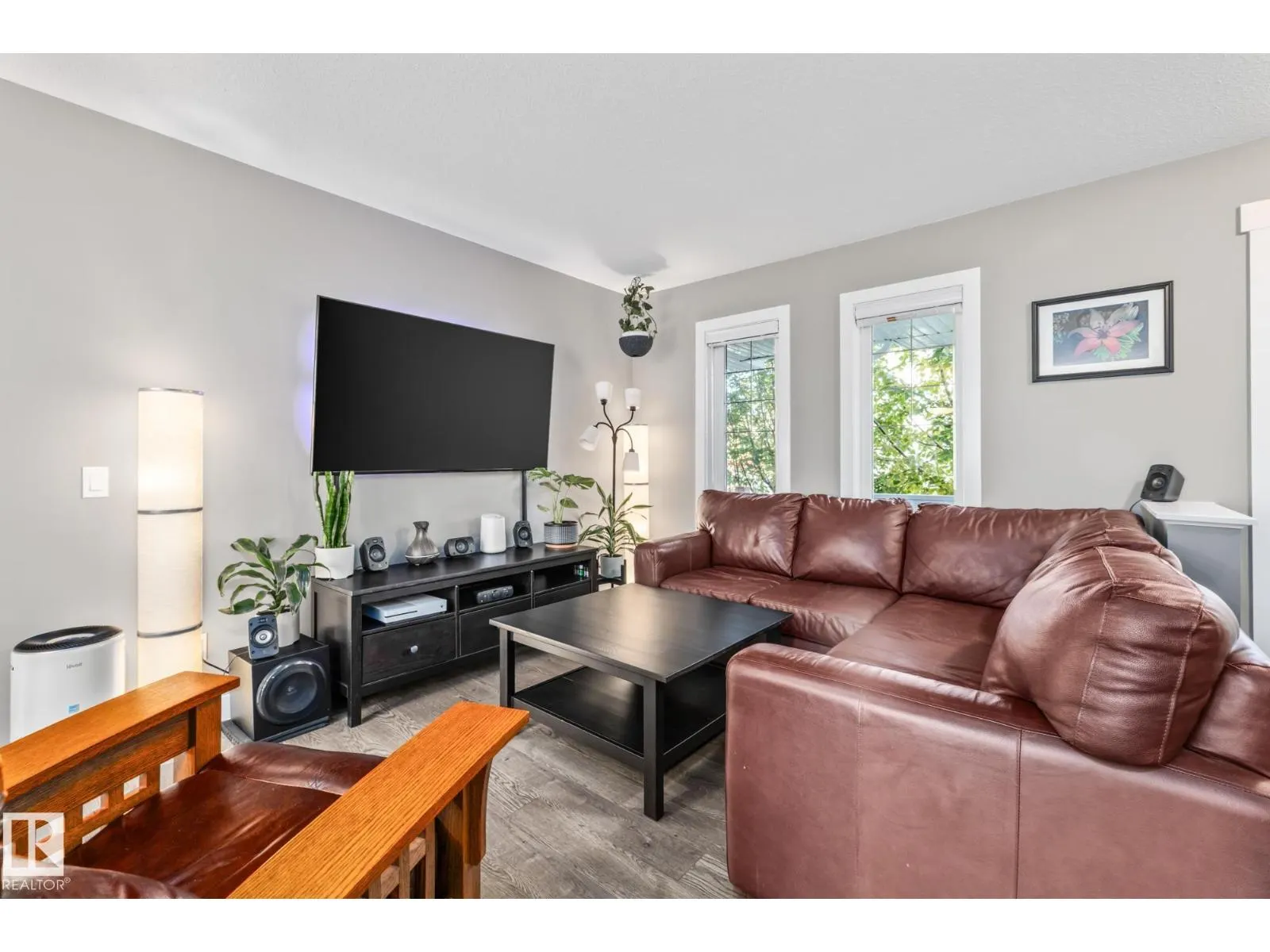 7358 EDGEMONT WY NW