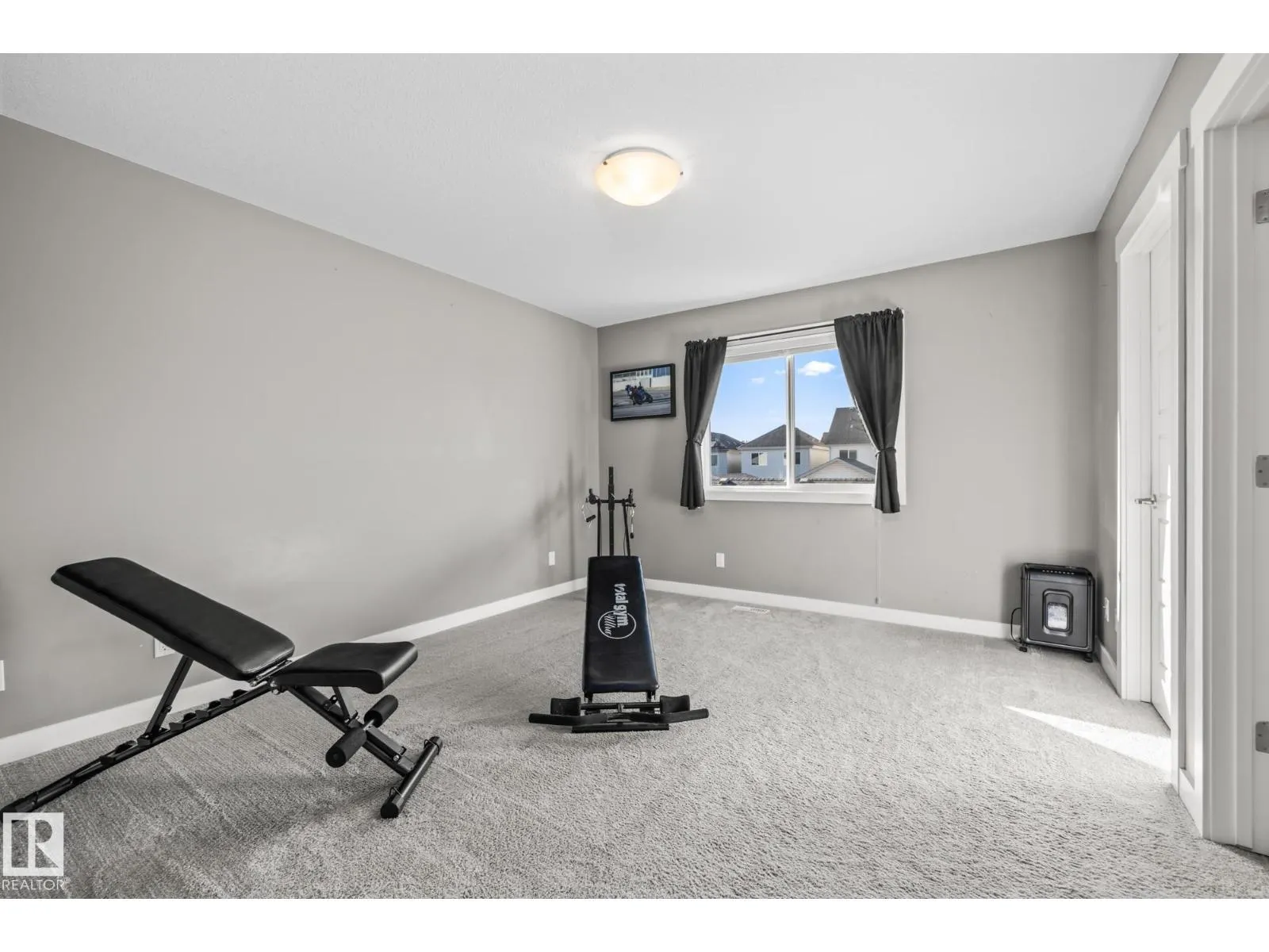7358 EDGEMONT WY NW