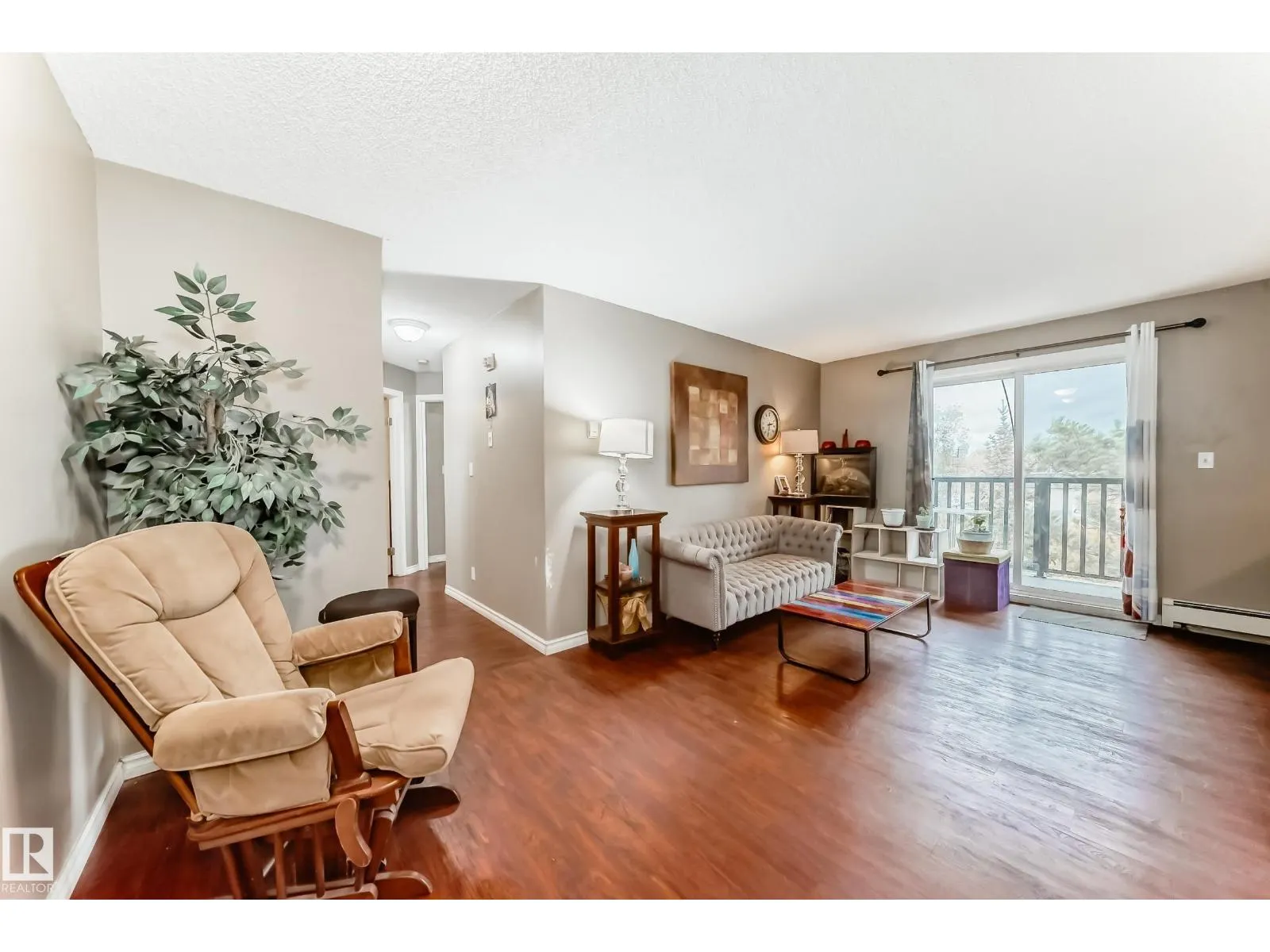 #305 12710 127 ST NW