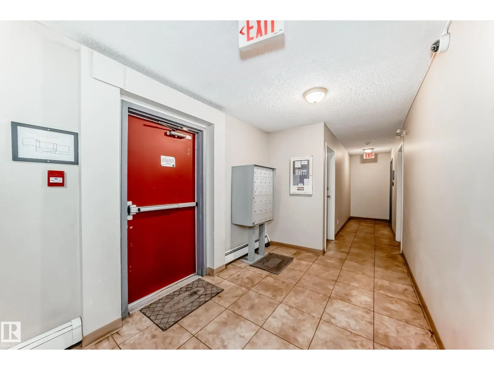 #305 12710 127 ST NW