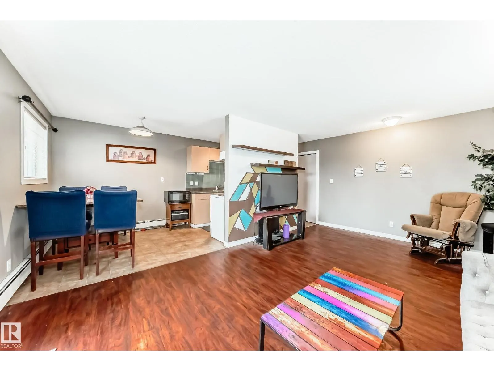 #305 12710 127 ST NW