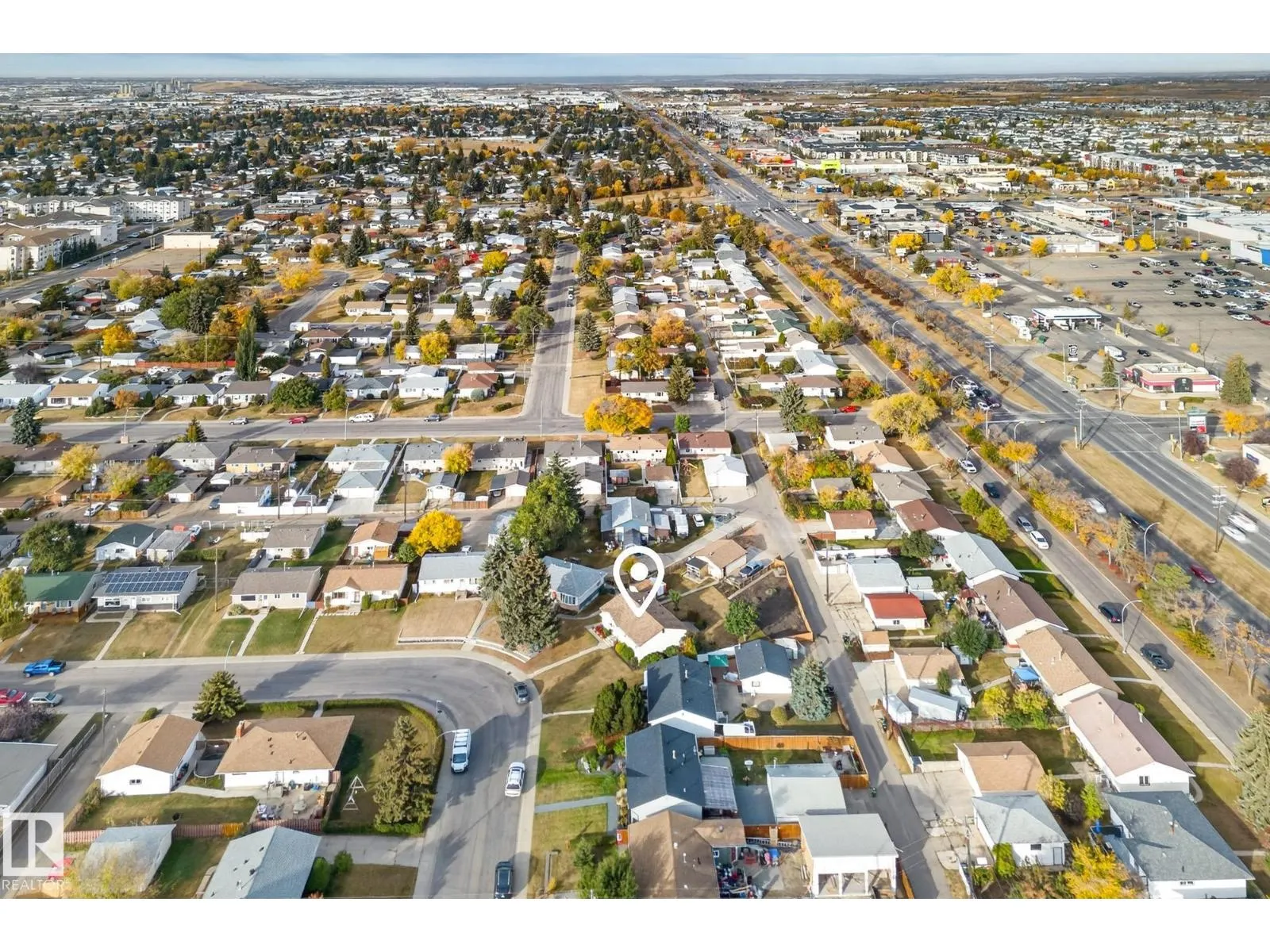 12236 136 AV NW