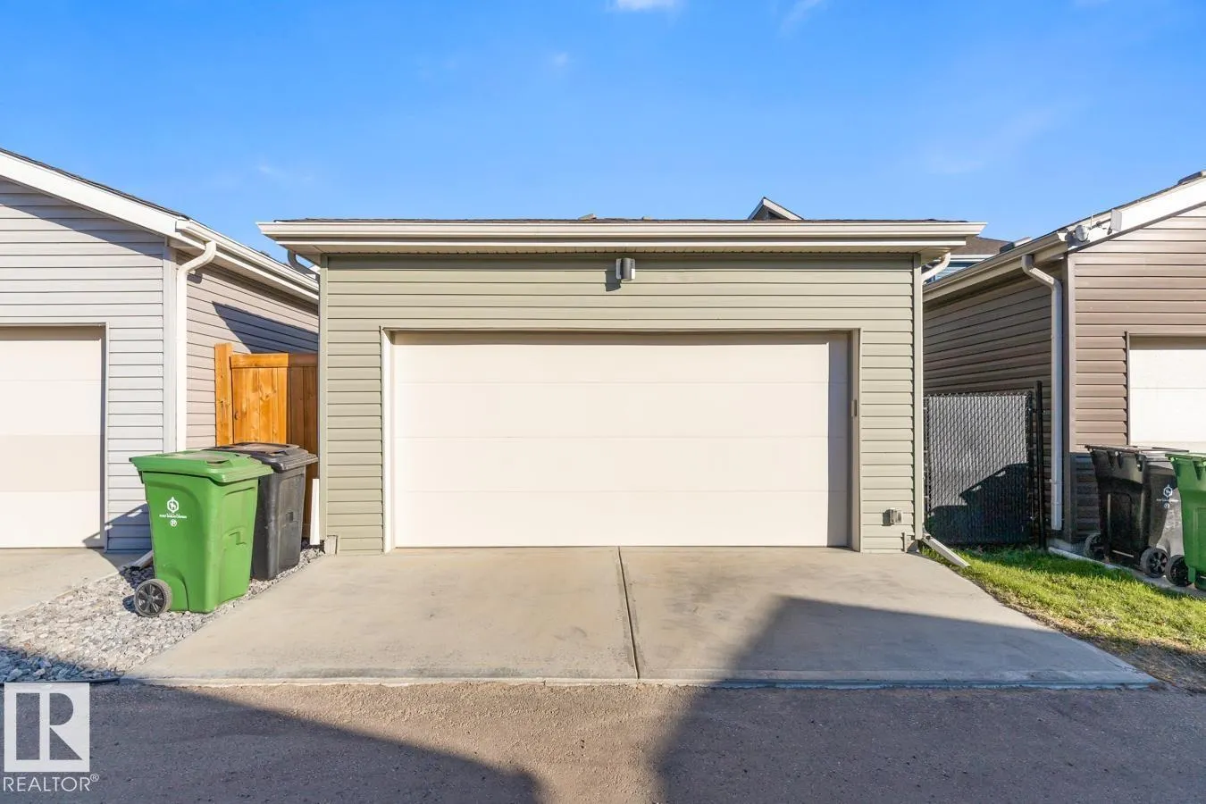 633 MEADOWVIEW DR