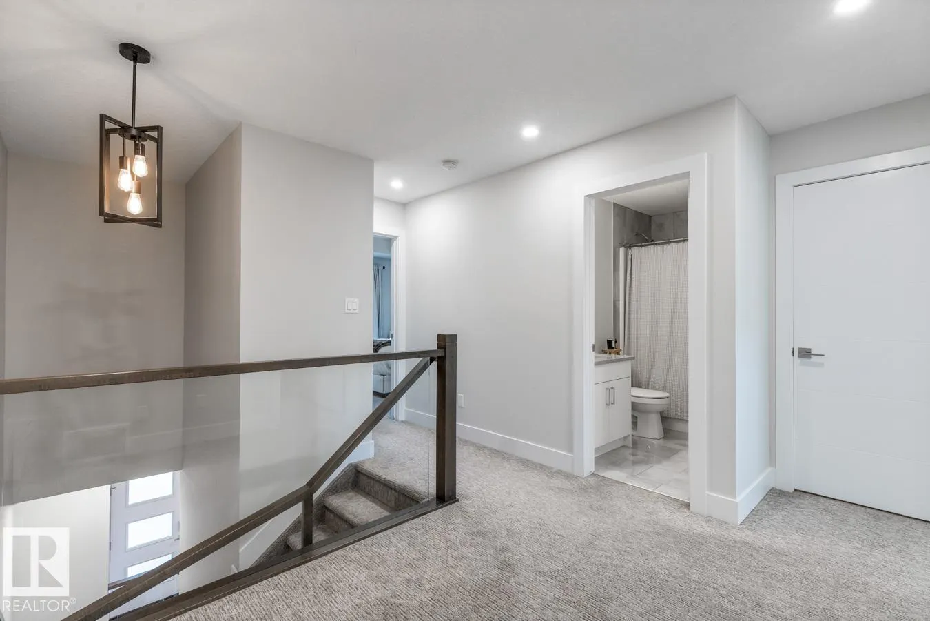 633 MEADOWVIEW DR