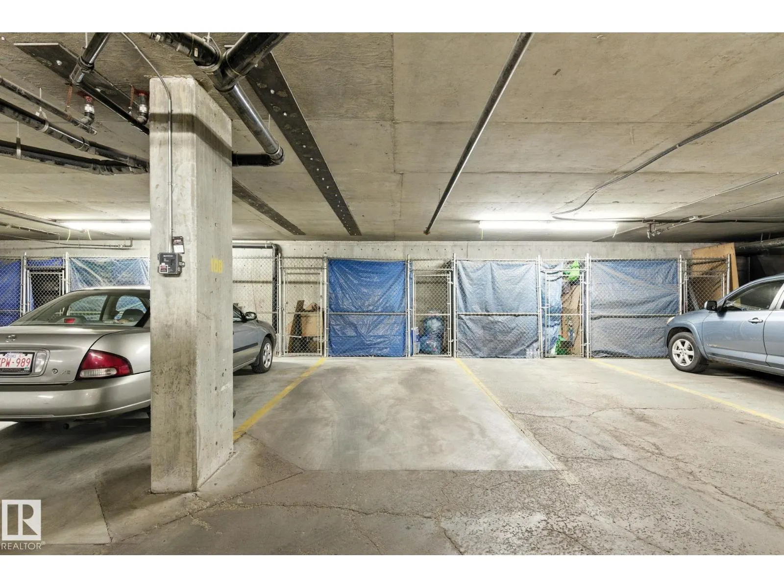 #125 16303 95 ST NW