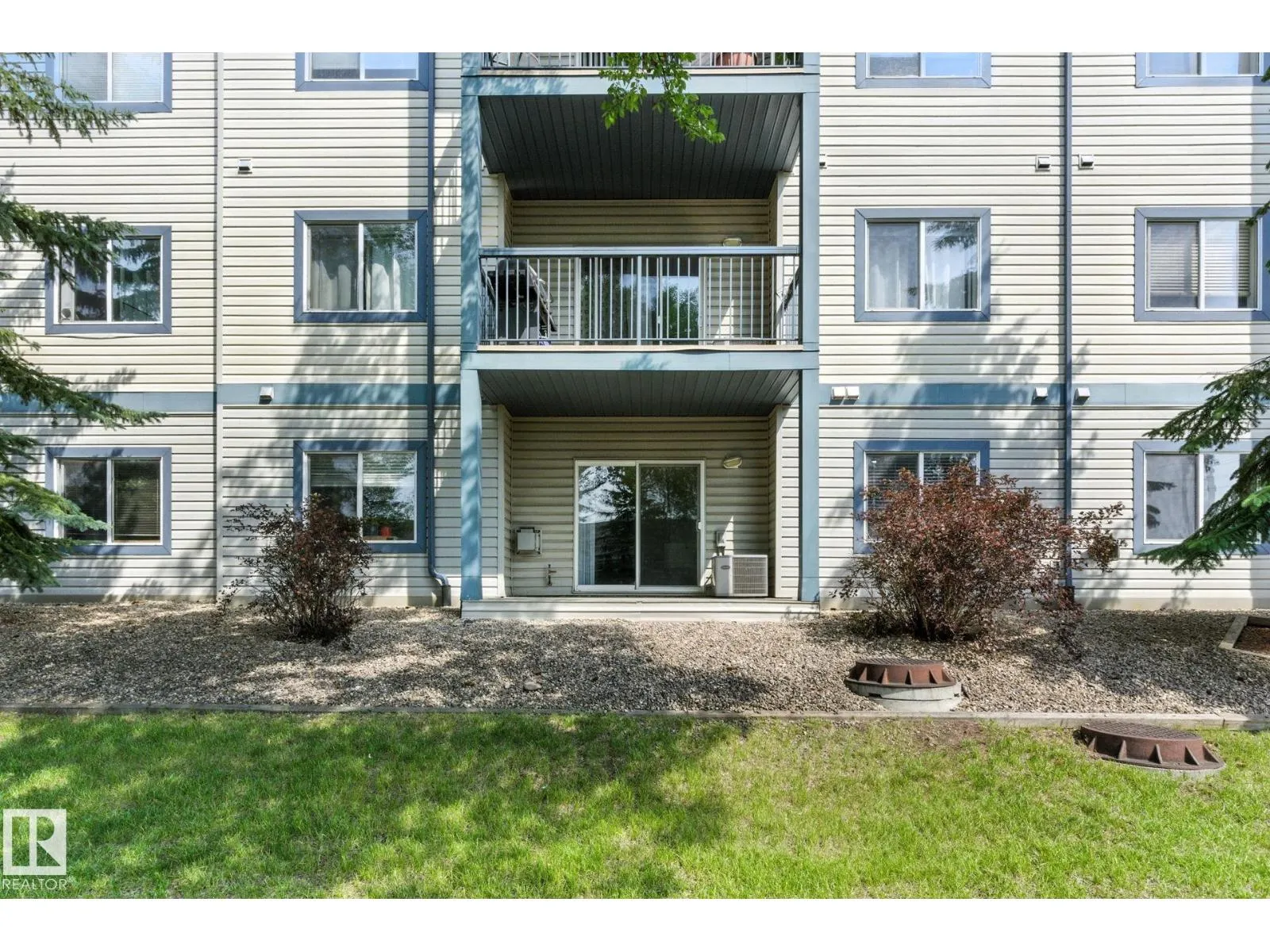 #125 16303 95 ST NW