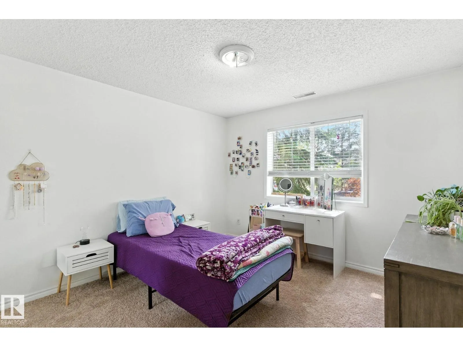 #125 16303 95 ST NW