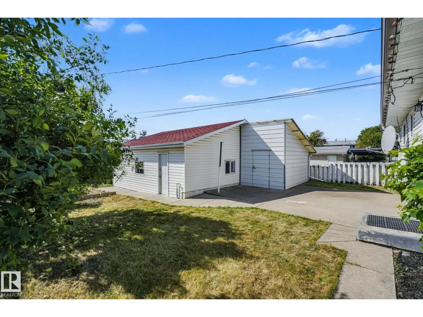 6123 144 AV NW