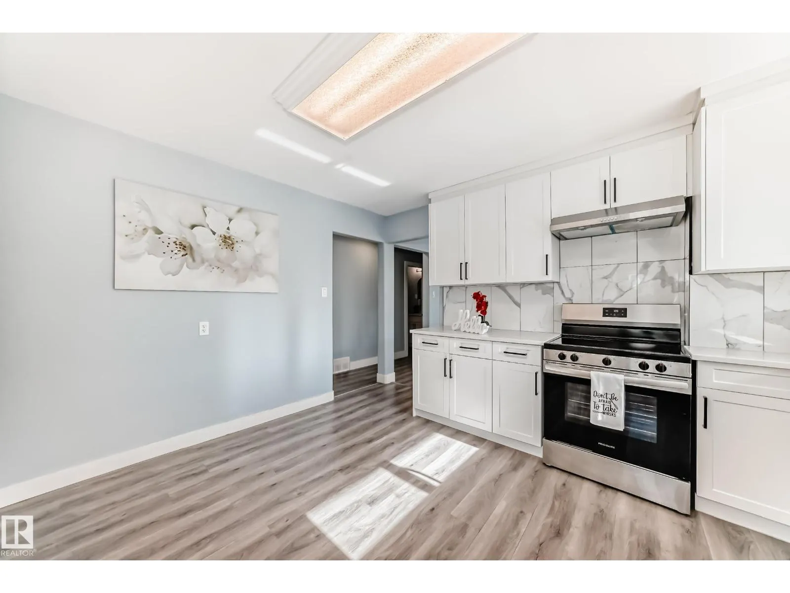 7104 129 AV NW