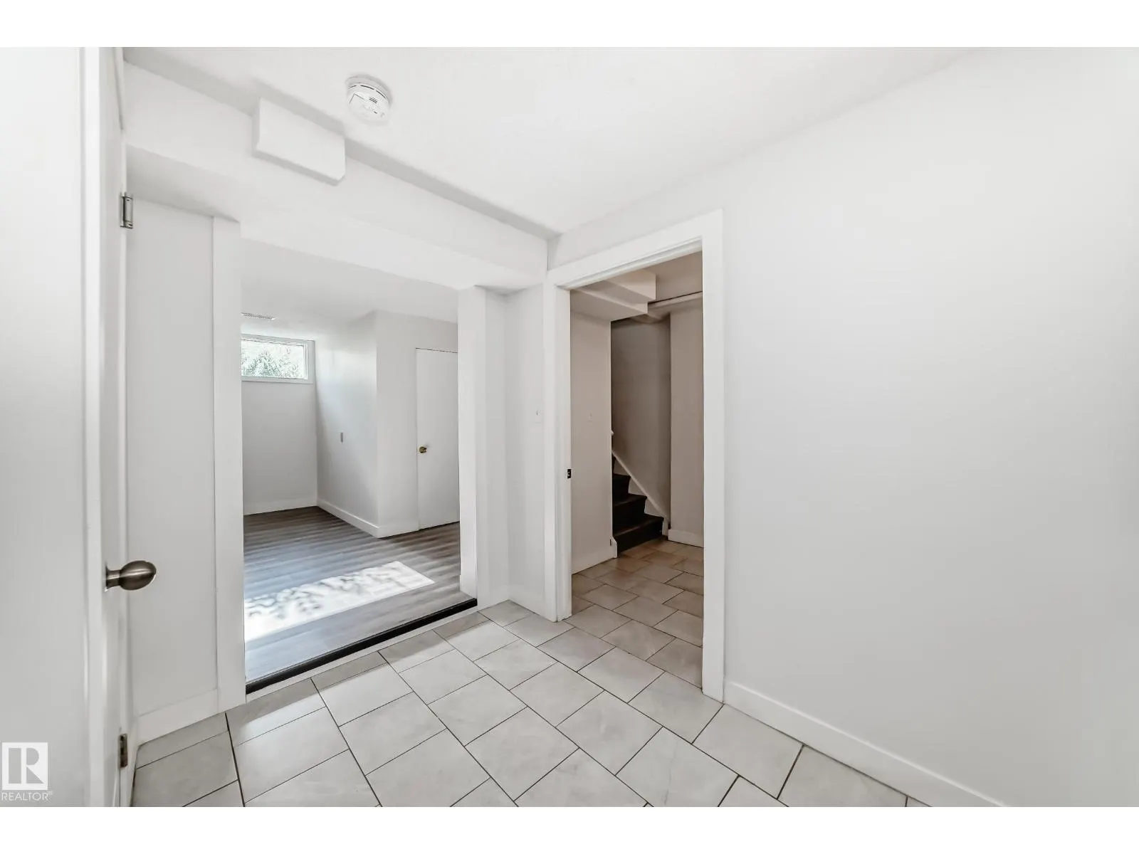 7104 129 AV NW