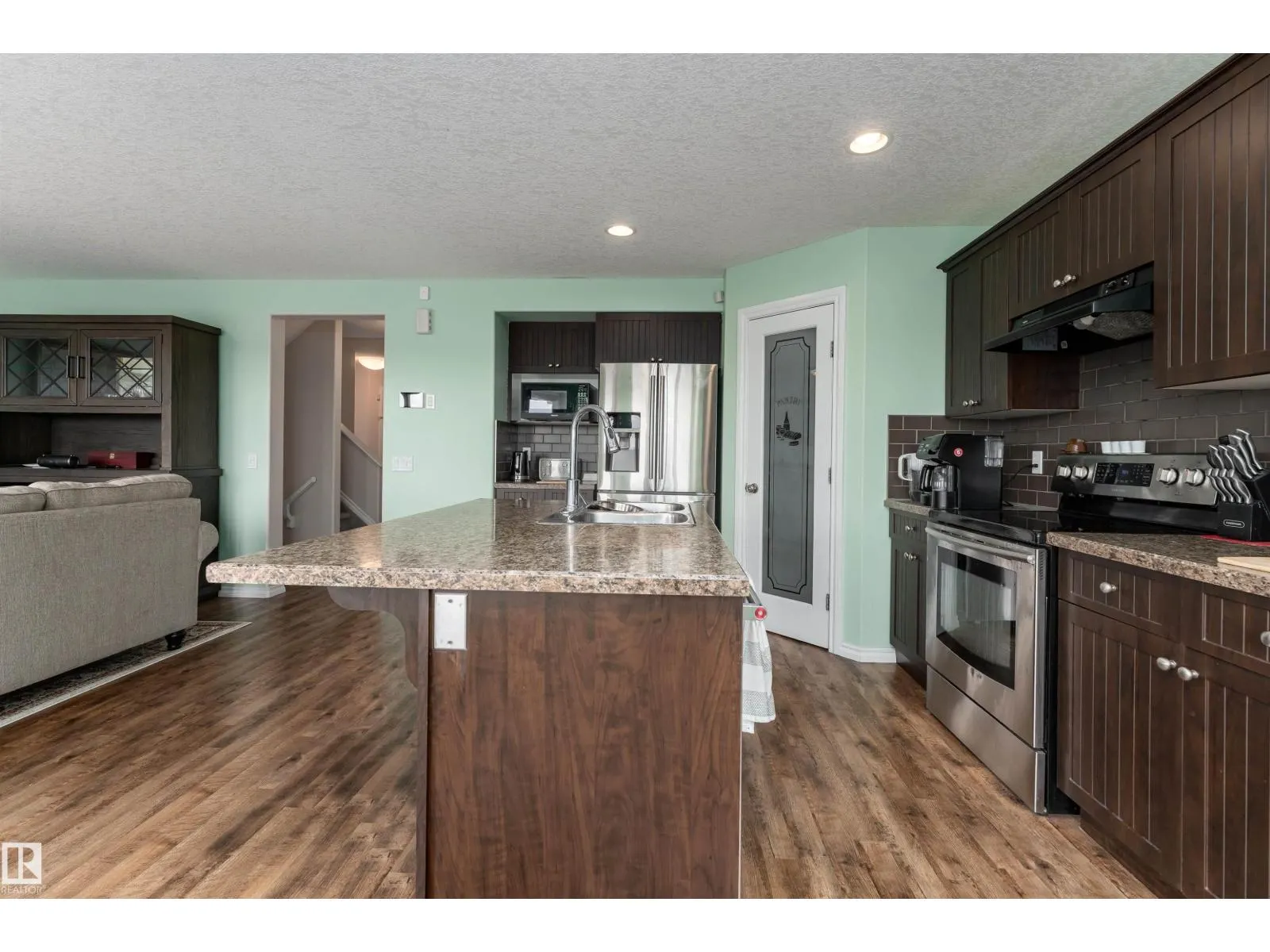 5305 45 ST