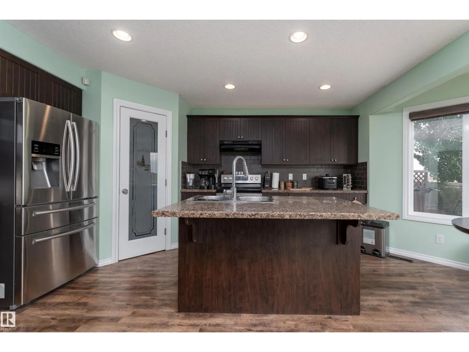 5305 45 ST