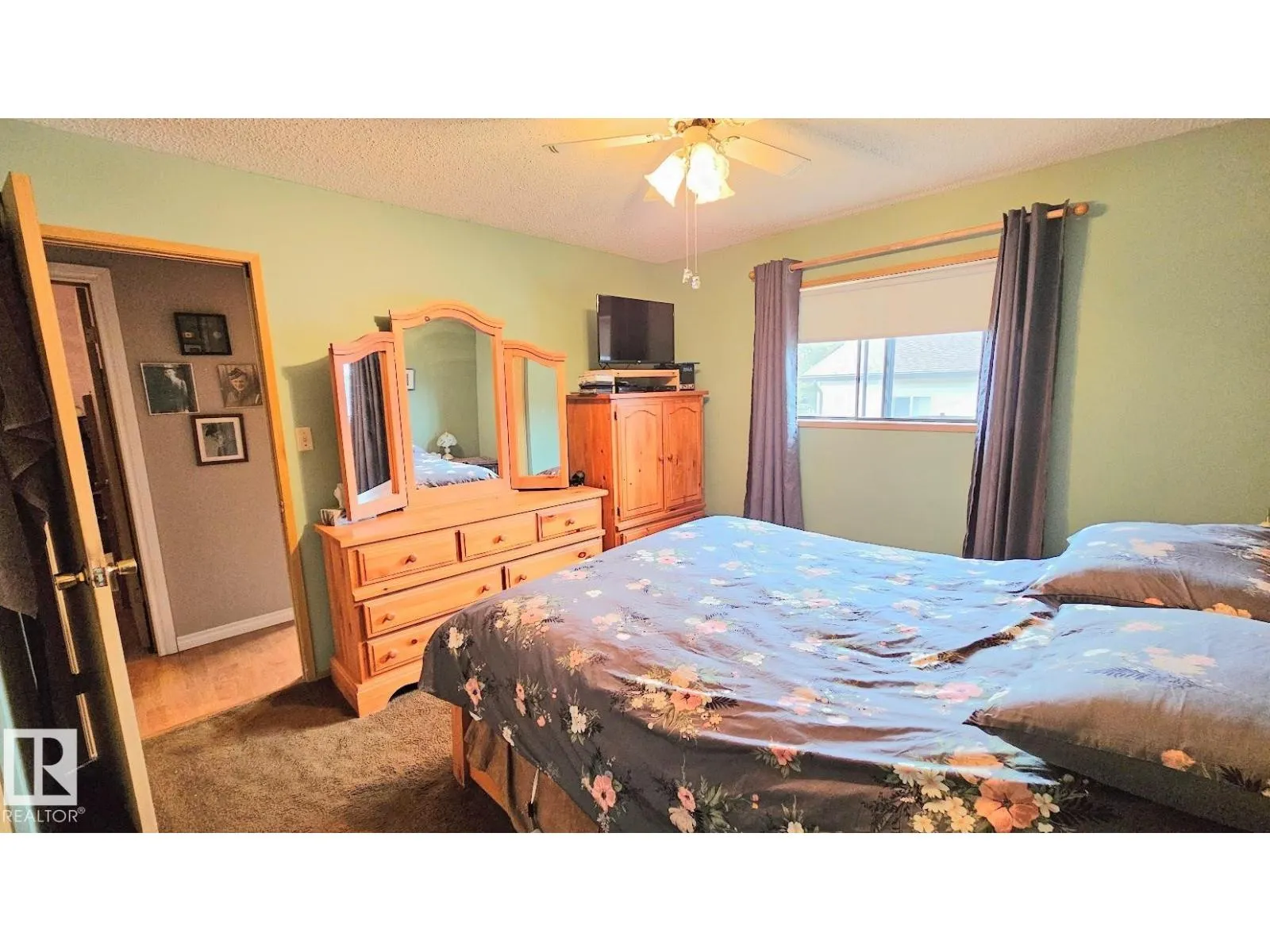 284 PORTER AV