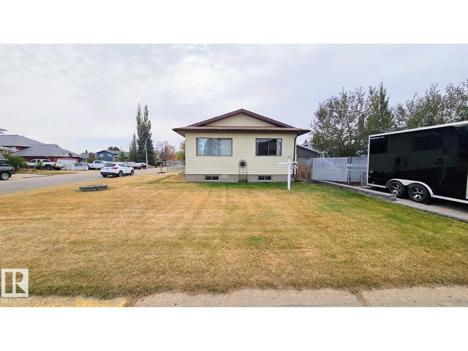 284 PORTER AV