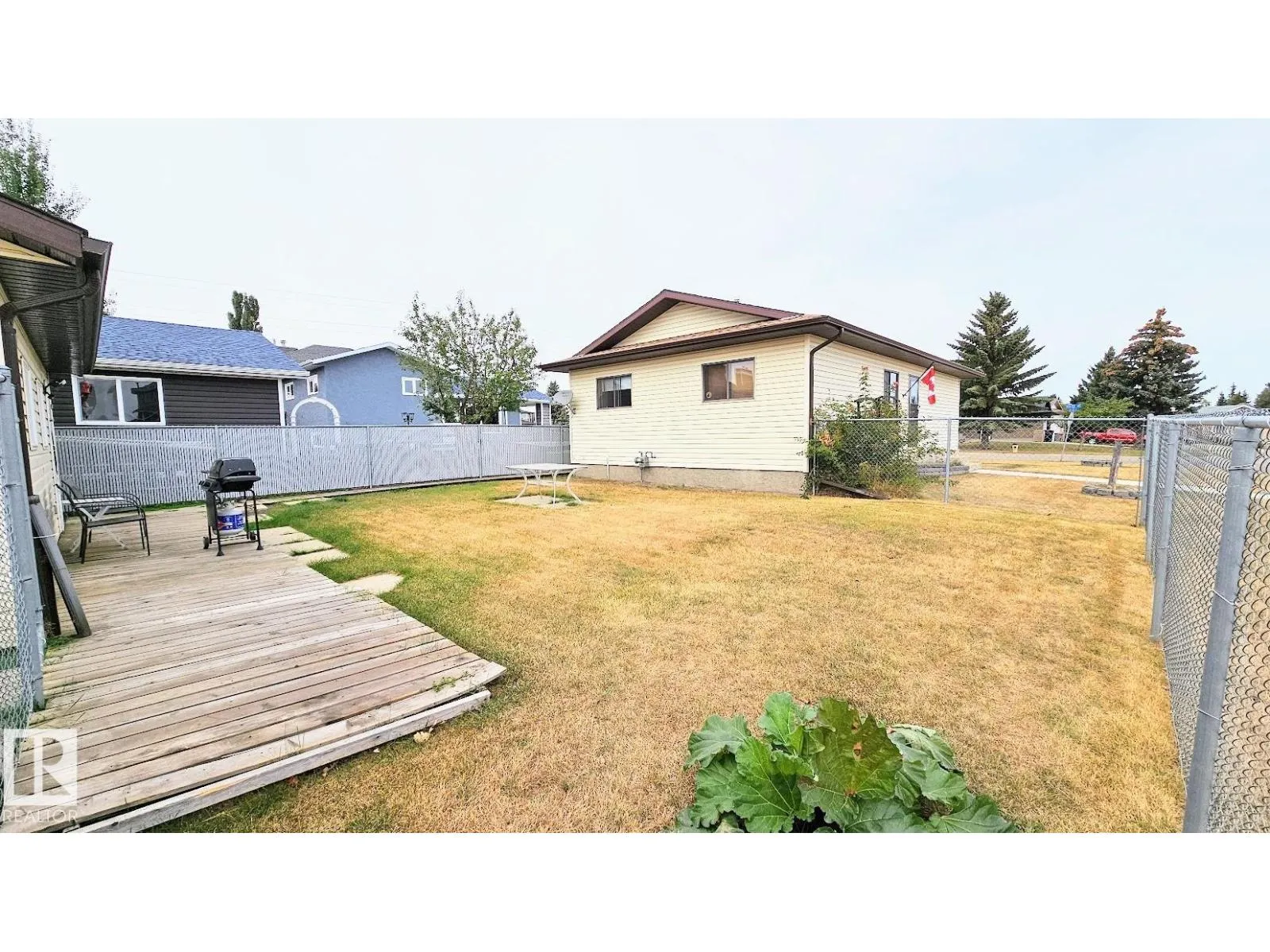 284 PORTER AV