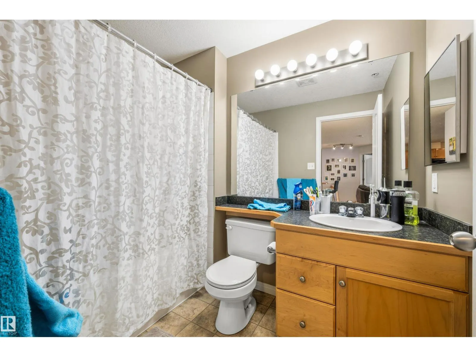 #228 5350 199 ST NW