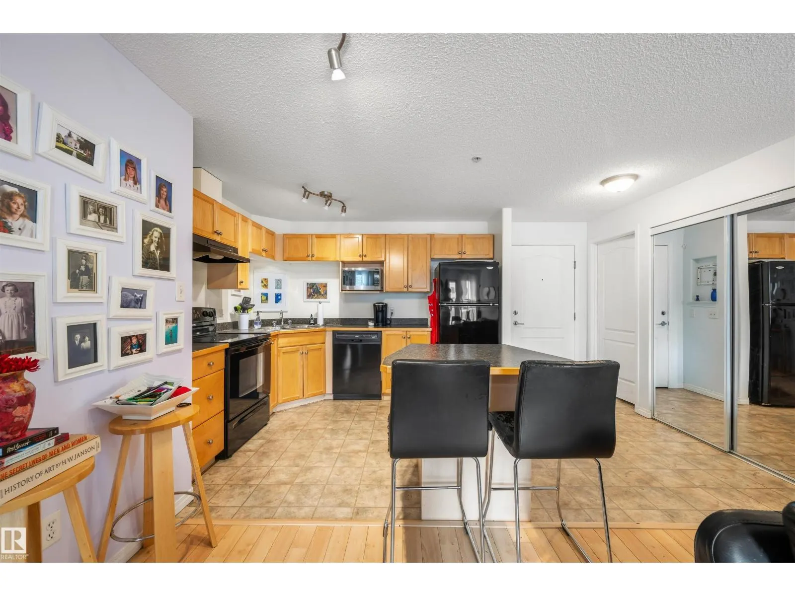 #228 5350 199 ST NW
