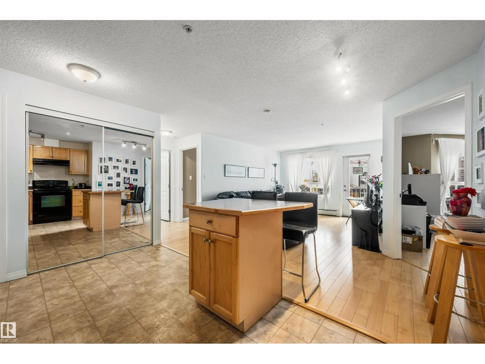 #228 5350 199 ST NW