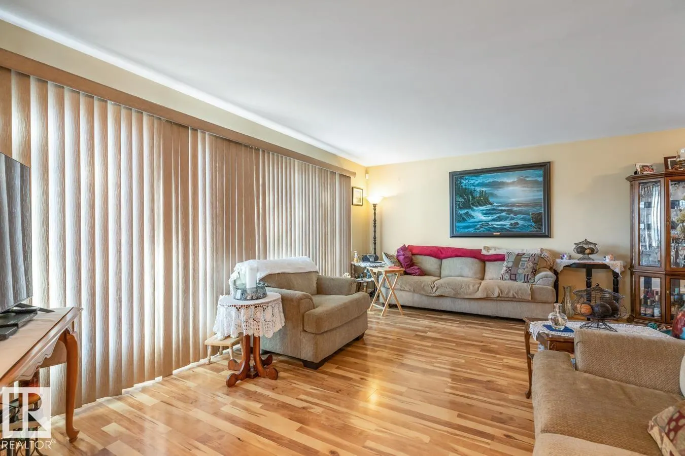 12232 83 ST NW