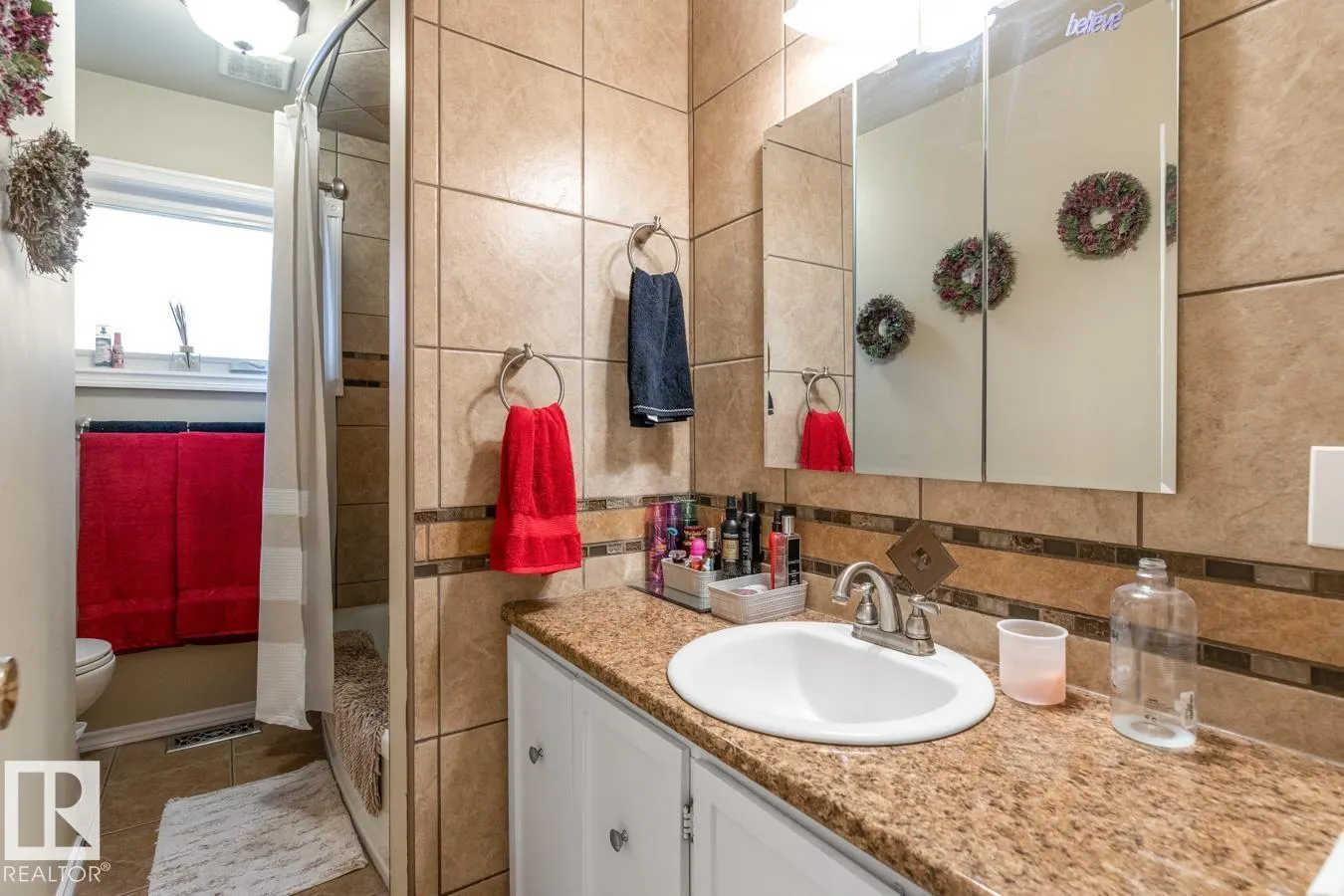 12232 83 ST NW
