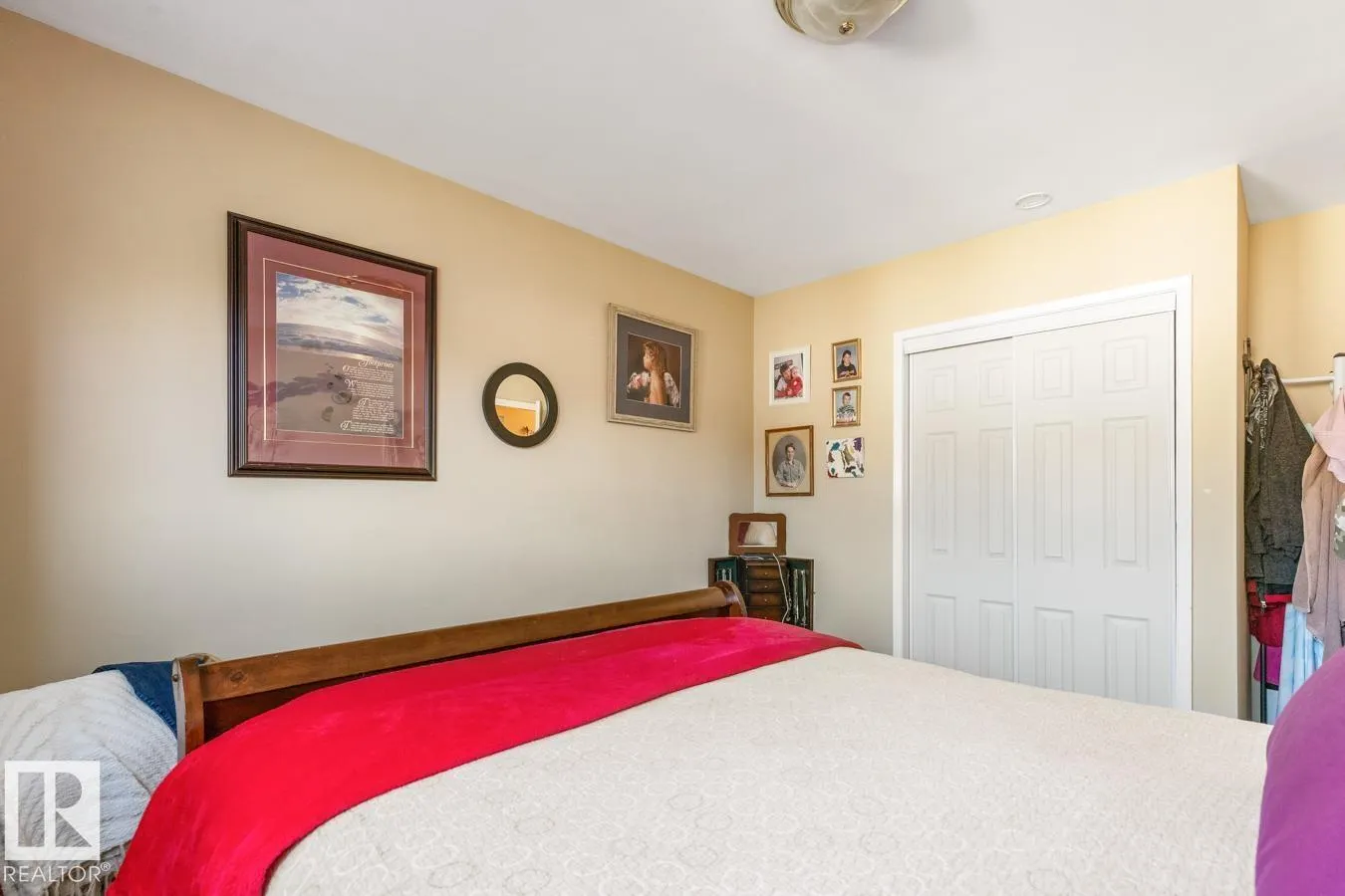 12232 83 ST NW