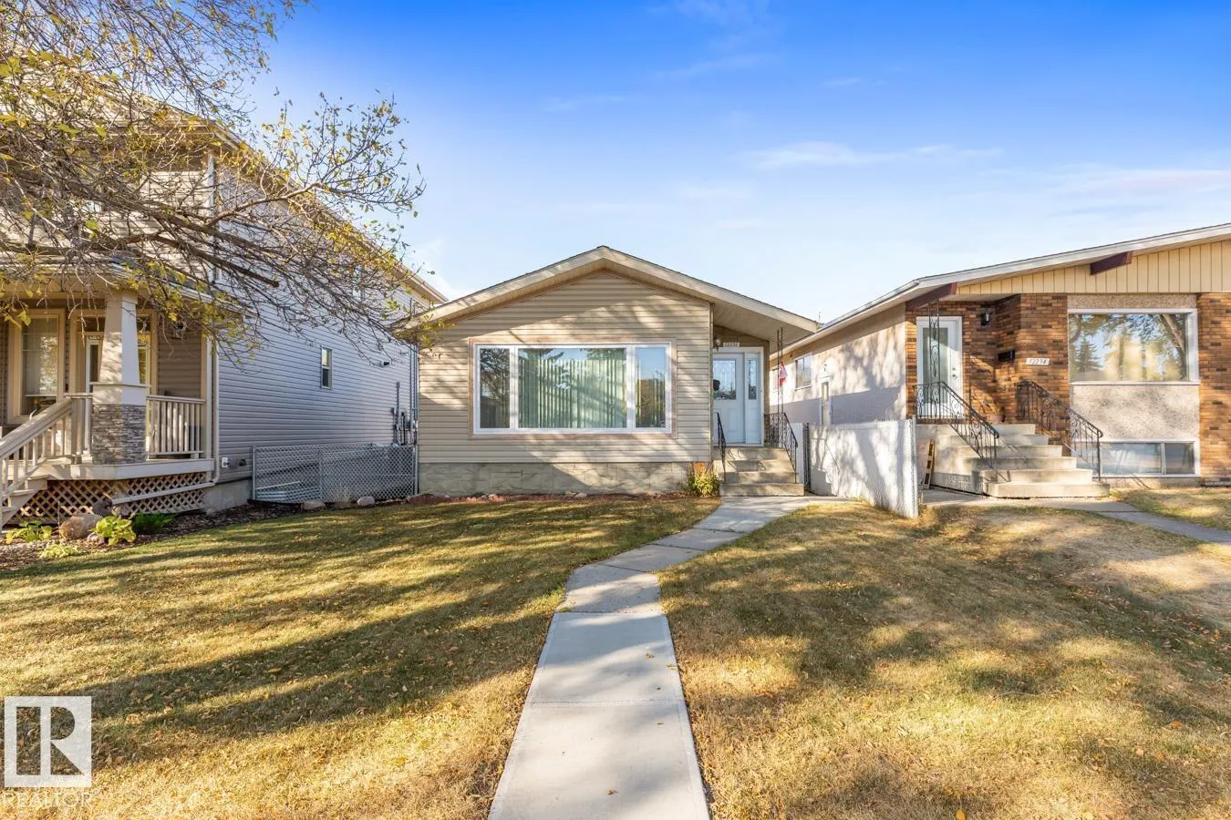 12232 83 ST NW
