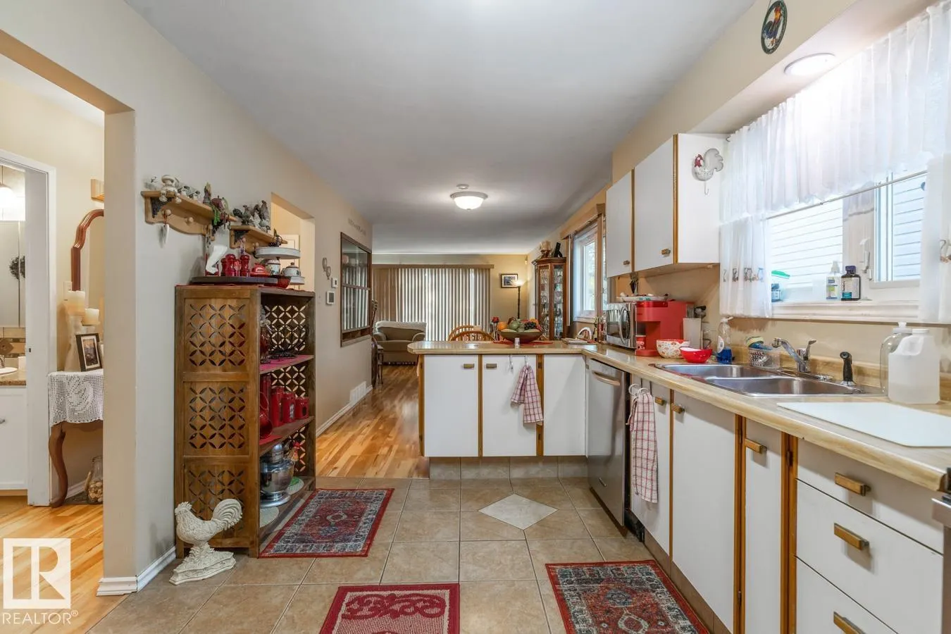 12232 83 ST NW