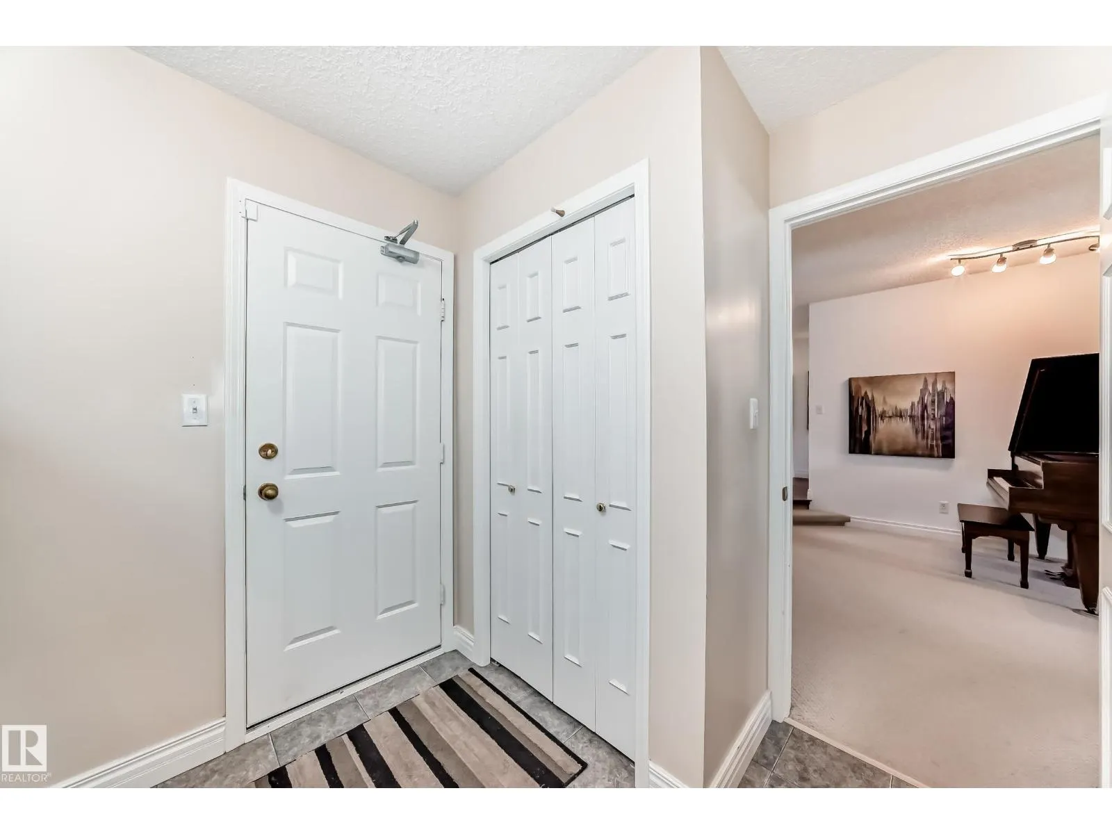 53 BLUE QUILL CR NW