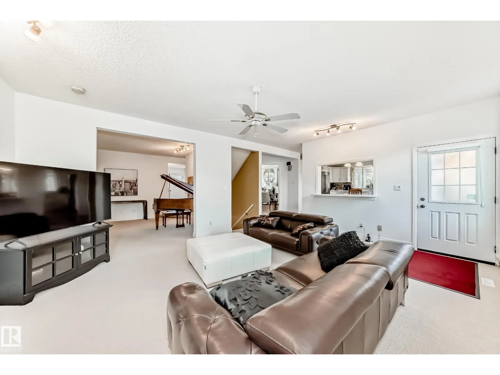 53 BLUE QUILL CR NW