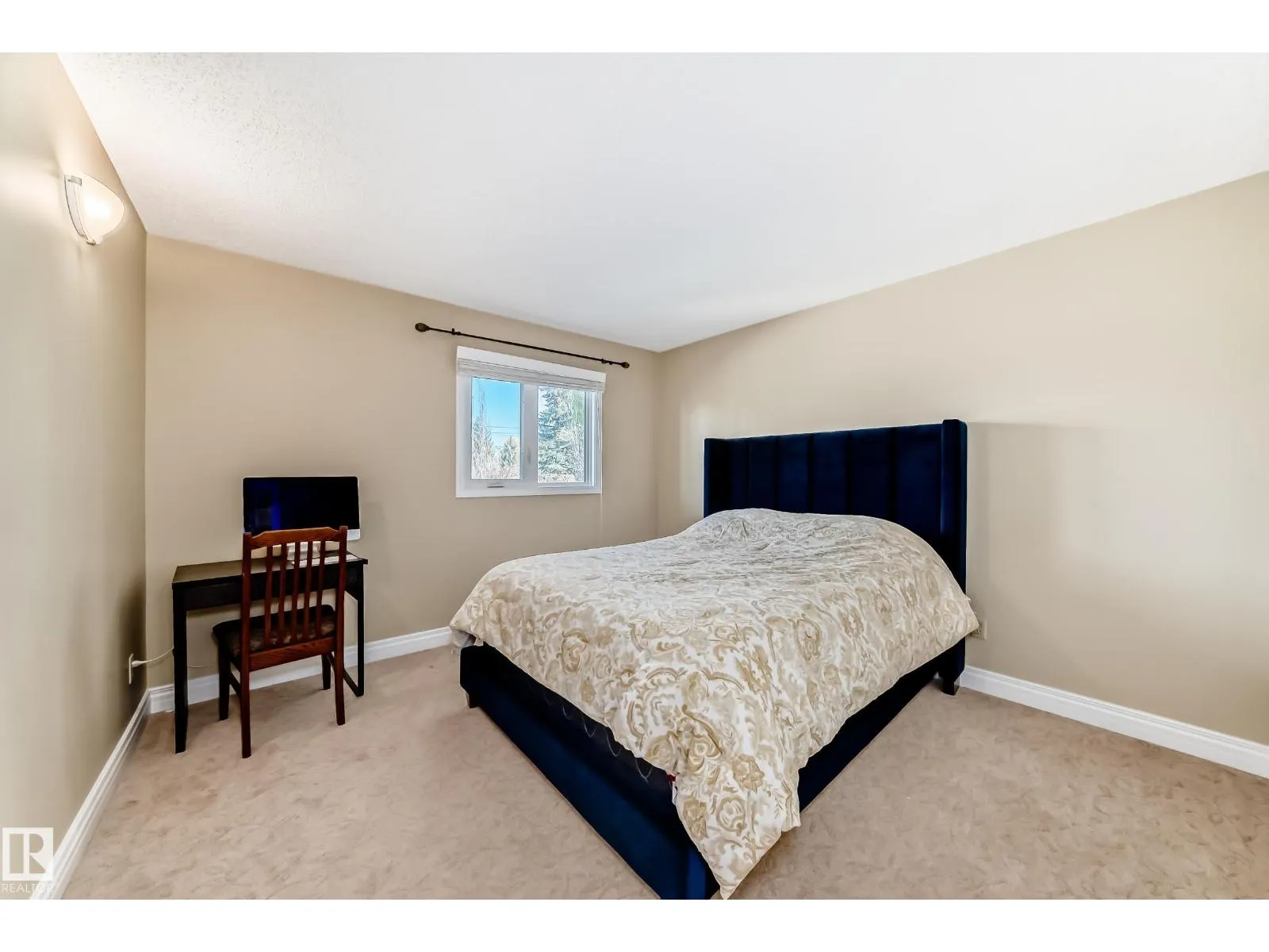 53 BLUE QUILL CR NW
