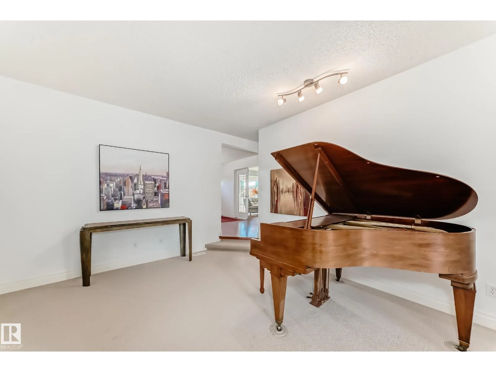 53 BLUE QUILL CR NW