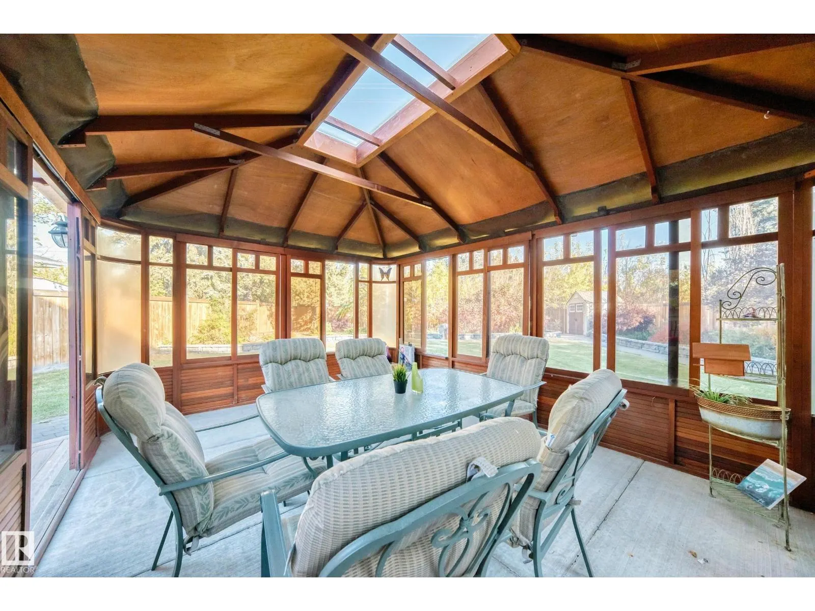 53 BLUE QUILL CR NW