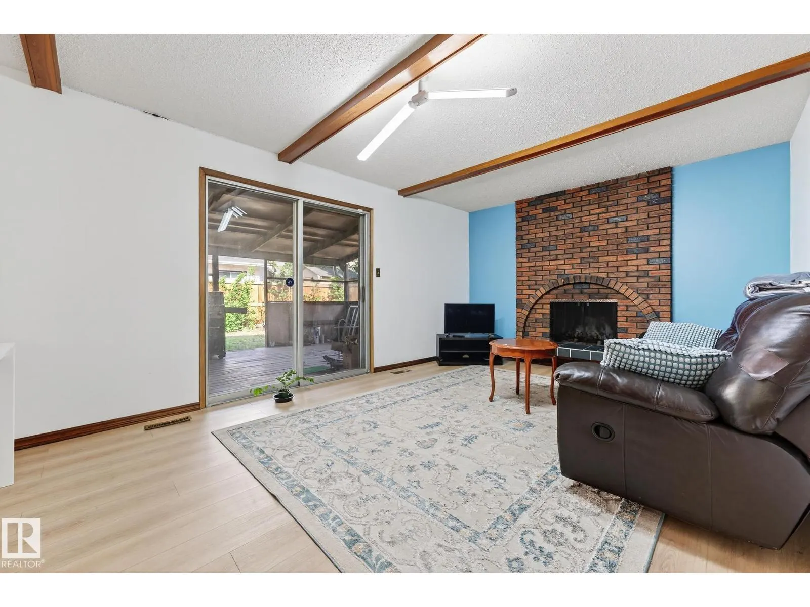 3310 113A ST NW