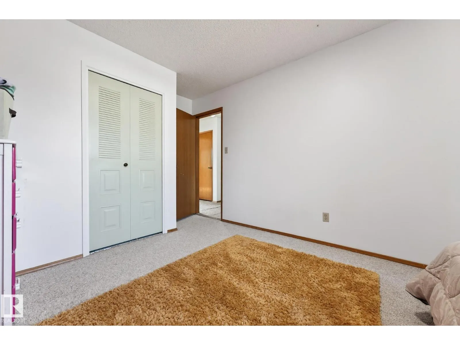 3310 113A ST NW