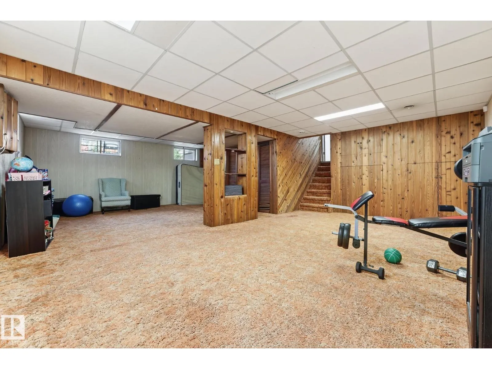 3310 113A ST NW