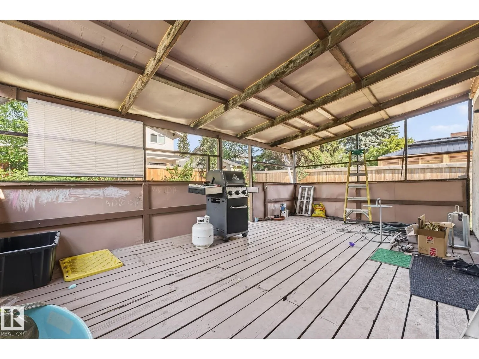 3310 113A ST NW