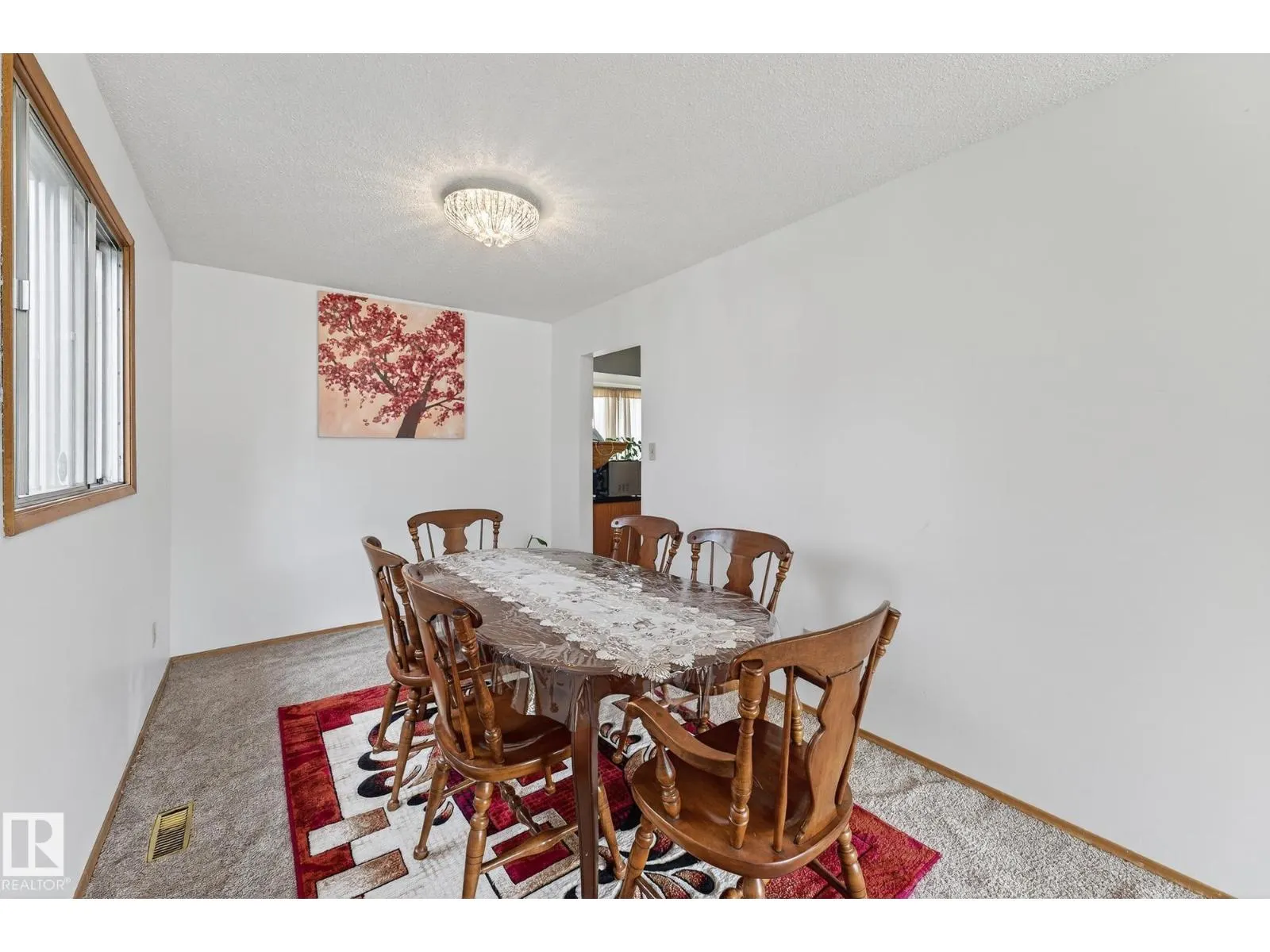 3310 113A ST NW