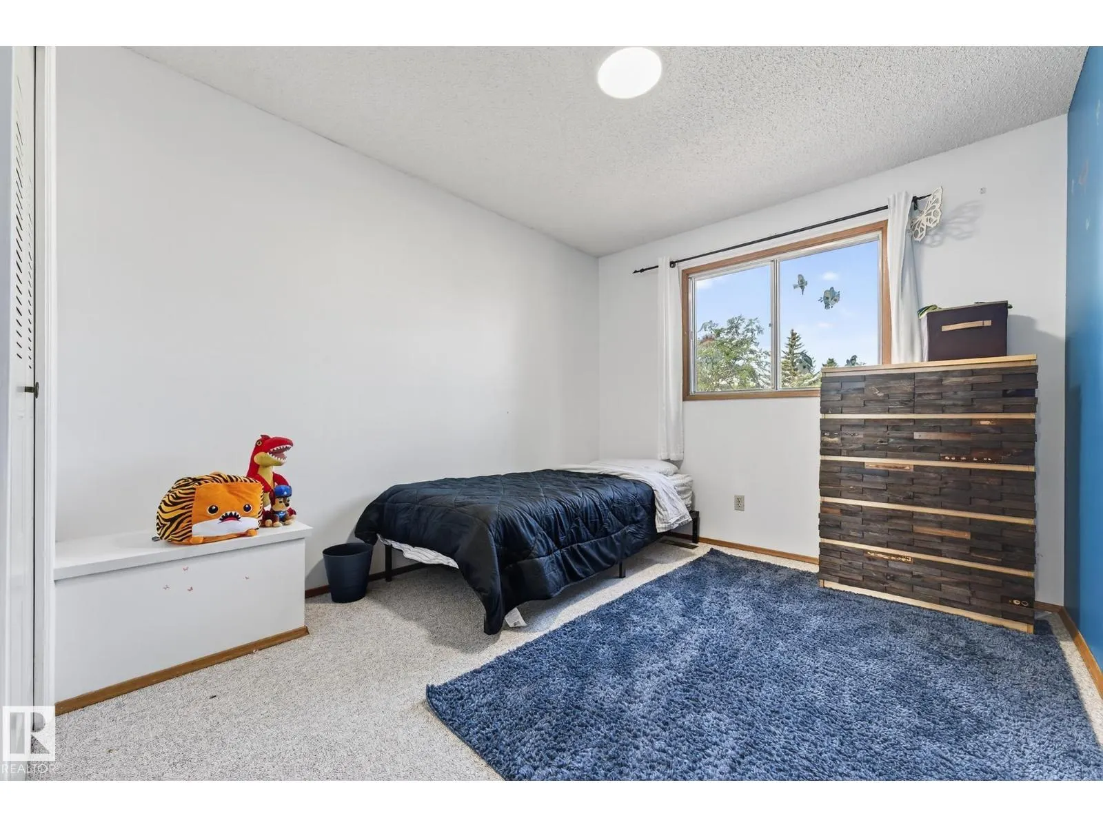 3310 113A ST NW